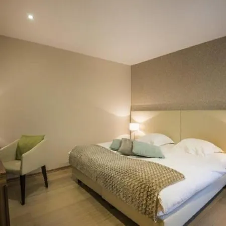Au Vieux Moulin Hotel